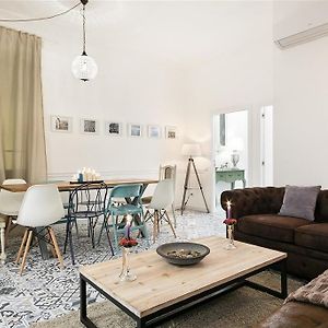 Appartement met Vijf Slaapkamers